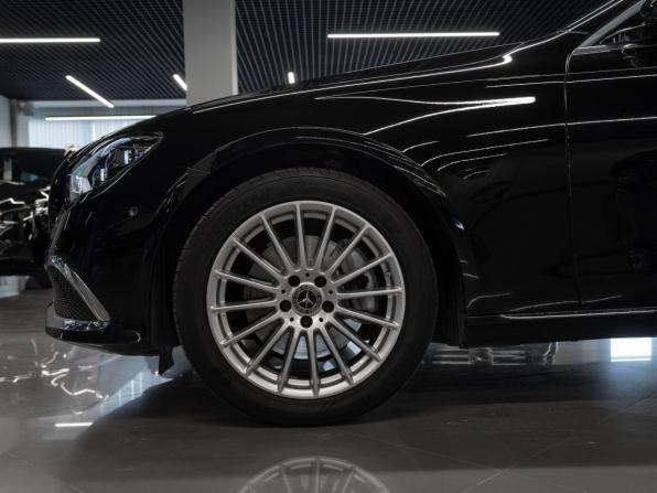 Mercedes-Benz E-Класс V (W213 S213 C238) Рестайлинг с пробегом 2021 года, цена 4 600 000 рублей, 30311 км, седан, Автокод Объявления