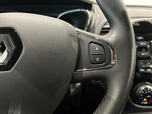 Renault Kaptur I с пробегом 2019 года, цена 1 299 000 рублей, 114146 км, внедорожник, Автокод Объявления