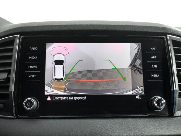 Skoda Karoq I с пробегом 2021 года, цена 2 489 000 рублей, 99345 км, внедорожник, Автокод Объявления