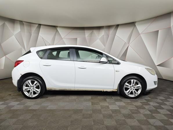 Opel Astra J с пробегом 2011 года, цена 599 000 рублей, 167816 км, хэтчбек, Автокод Объявления