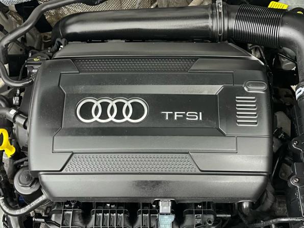 Audi Q3 I (8U) Рестайлинг с пробегом 2017 года, цена 2 200 000 рублей, 153375 км, внедорожник, Автокод Объявления