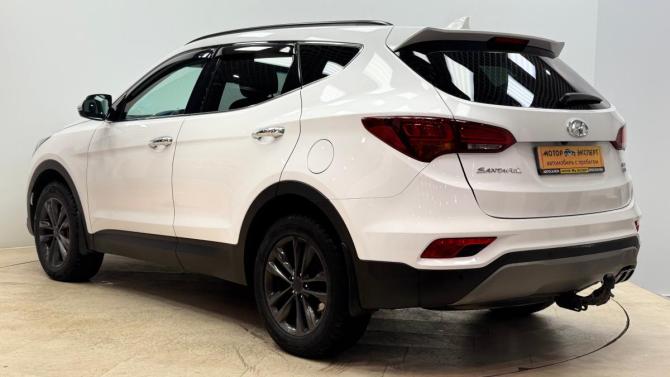 Hyundai Santa Fe III Рестайлинг с пробегом 2017 года, цена 1 850 000 рублей, 197358 км, внедорожник, Автокод Объявления
