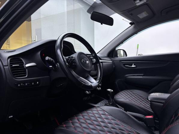 Kia Rio IV с пробегом 2018 года, цена 1 280 000 рублей, 135000 км, седан, Автокод Объявления