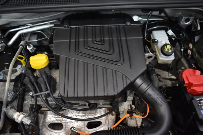 Renault Sandero II с пробегом 2017 года, цена 1 080 000 рублей, 31534 км, хэтчбек, Автокод Объявления
