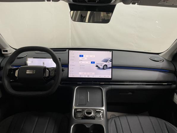 Geely Galaxy Starship 7 с пробегом 2025 года, цена 3 690 000 рублей, 62 км, внедорожник, Автокод Объявления