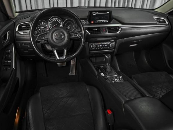 Mazda 6 III (GJ) Рестайлинг с пробегом 2017 года, цена 2 236 838 рублей, 75912 км, седан, Автокод Объявления