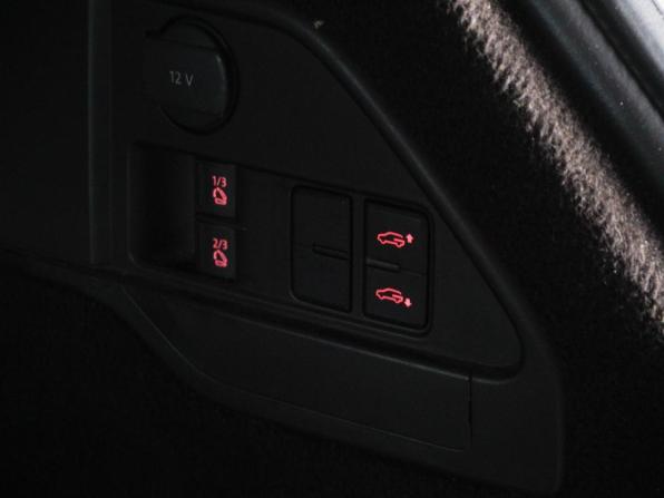 Volkswagen Touareg II с пробегом 2012 года, цена 2 090 000 рублей, 212025 км, внедорожник, Автокод Объявления