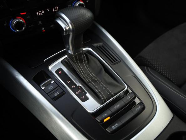 Audi Q5 I (8R) Рестайлинг с пробегом 2015 года, цена 2 690 000 рублей, 141370 км, внедорожник, Автокод Объявления