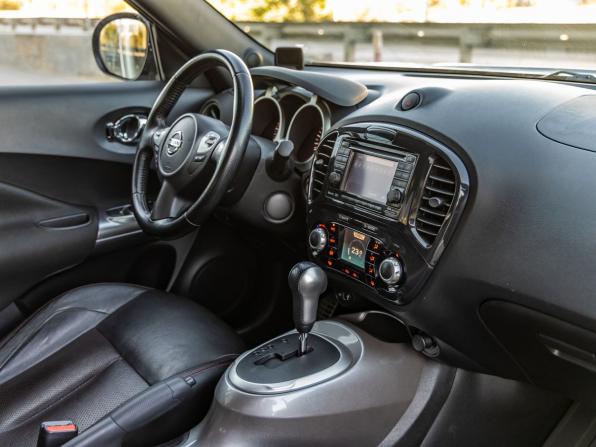 Nissan Juke I с пробегом 2011 года, цена 1 148 000 рублей, 79264 км, внедорожник, Автокод Объявления