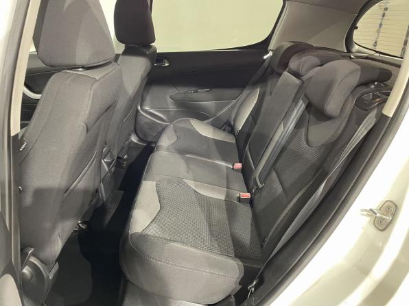 Peugeot 308 I с пробегом 2010 года, цена 319 000 рублей, 242126 км, хэтчбек, Автокод Объявления