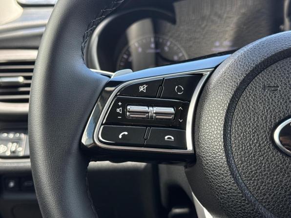Kia Optima IV Рестайлинг с пробегом 2019 года, цена 1 699 000 рублей, 133195 км, седан, Автокод Объявления
