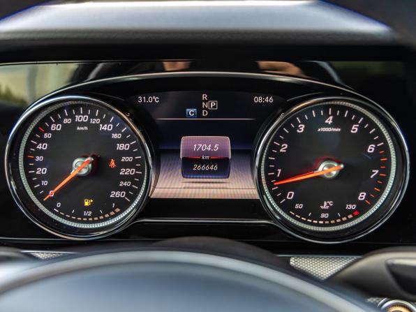 Mercedes-Benz E-Класс V (W213 S213 C238) с пробегом 2016 года, цена 2 258 000 рублей, 266617 км, седан, Автокод Объявления