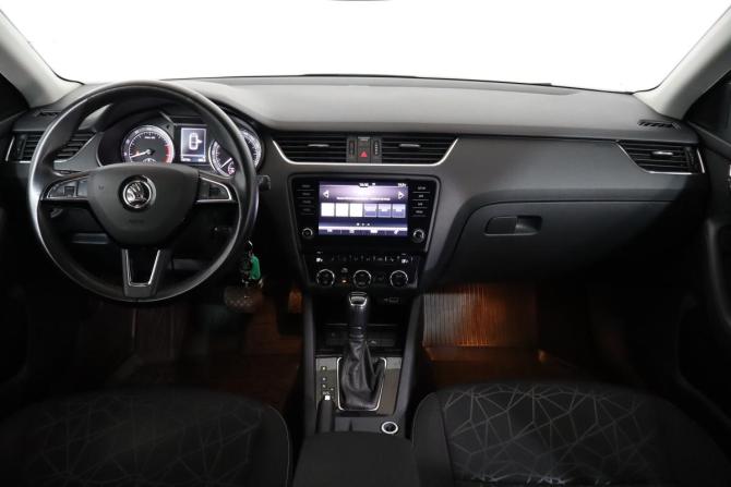 Skoda Octavia III (A7) Рестайлинг с пробегом 2020 года, цена 1 749 000 рублей, 136000 км, лифтбек, Автокод Объявления