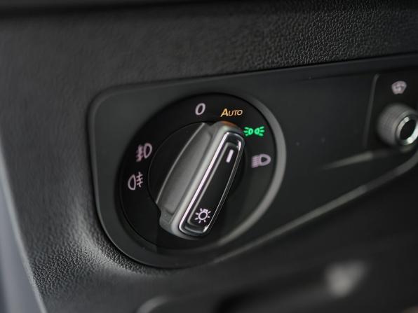 Volkswagen Tiguan II с пробегом 2018 года, цена 2 799 000 рублей, 180028 км, внедорожник, Автокод Объявления