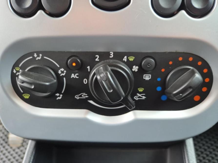 Renault Logan I Рестайлинг Саратов  - изображение 26