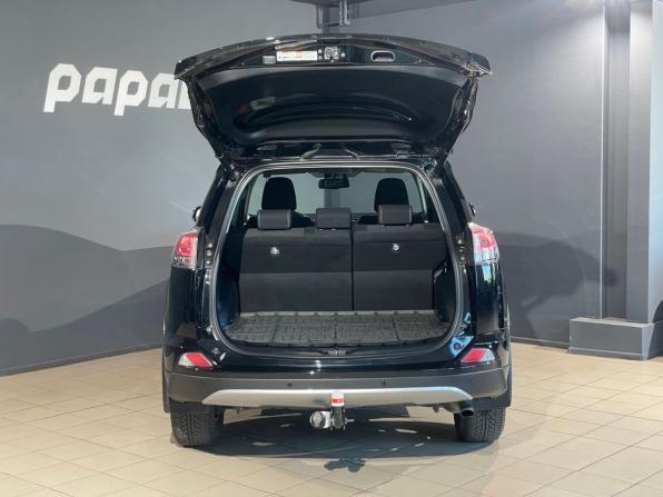 Toyota RAV4 IV (XA40) Рестайлинг с пробегом 2017 года, цена 2 445 000 рублей, 165819 км, внедорожник, Автокод Объявления