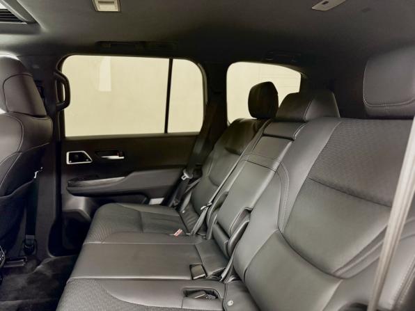 Toyota Land Cruiser 300 Series с пробегом 2021 года, цена 10 140 000 рублей, 120695 км, внедорожник, Автокод Объявления