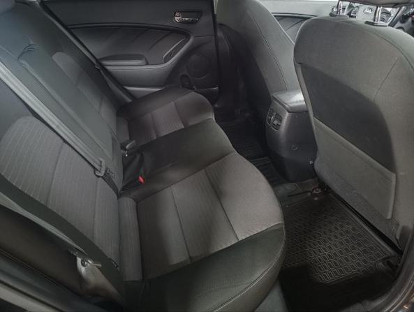Kia Cerato III Рестайлинг (Classic) с пробегом 2018 года, цена 1 299 000 рублей, 200000 км, седан, Автокод Объявления