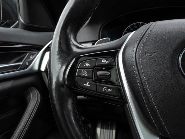 BMW 5 серии VII (G30/G31/G38) с пробегом 2019 года, цена 3 549 000 рублей, 102043 км, седан, Автокод Объявления