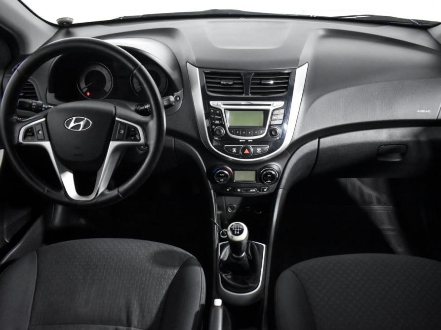 Hyundai Solaris I Санкт-Петербург  - изображение 16