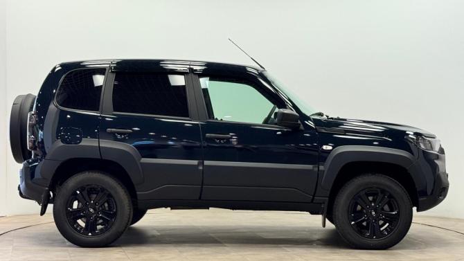 Lada (ВАЗ) Niva Travel I с пробегом 2024 года, цена 1 299 000 рублей, 1856 км, внедорожник, Автокод Объявления
