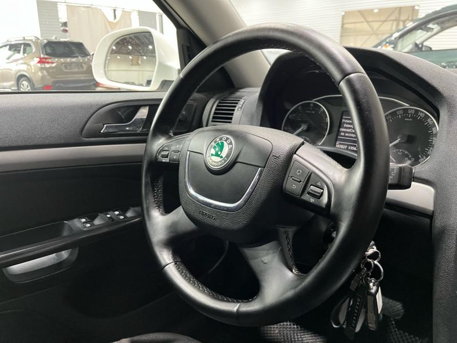 Skoda Octavia II (A5) Рестайлинг Пермь  - изображение 12