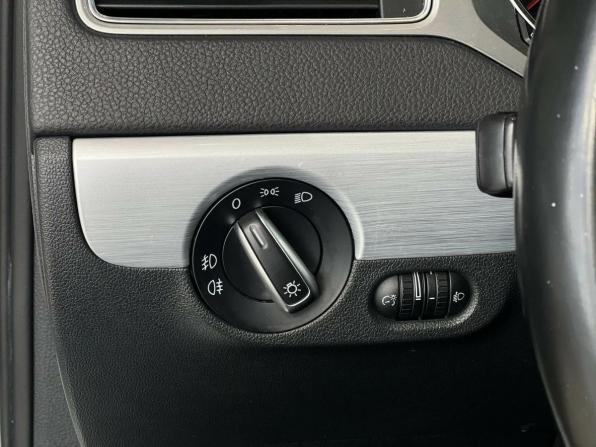 Volkswagen Jetta VI Рестайлинг с пробегом 2017 года, цена 1 295 000 рублей, 191944 км, седан, Автокод Объявления
