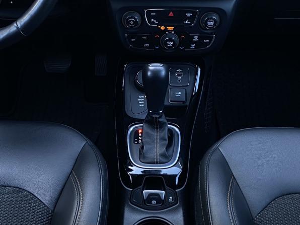 Jeep Compass II с пробегом 2019 года, цена 2 399 000 рублей, 92863 км, внедорожник, Автокод Объявления