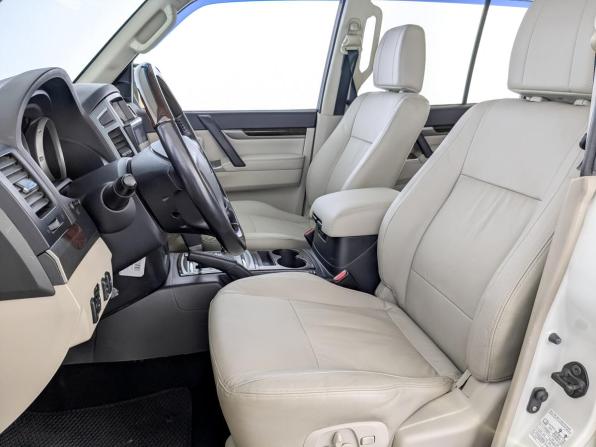 Mitsubishi Pajero IV Рестайлинг 2 с пробегом 2019 года, цена 3 700 000 рублей, 78988 км, внедорожник, Автокод Объявления