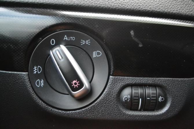 Volkswagen Jetta VI с пробегом 2012 года, цена 1 090 000 рублей, 179715 км, седан, Автокод Объявления