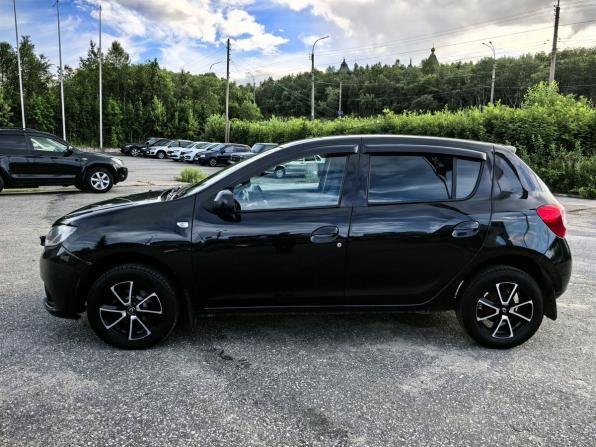 Renault Sandero II с пробегом 2015 года, цена 579 000 рублей, 188000 км, хэтчбек, Автокод Объявления