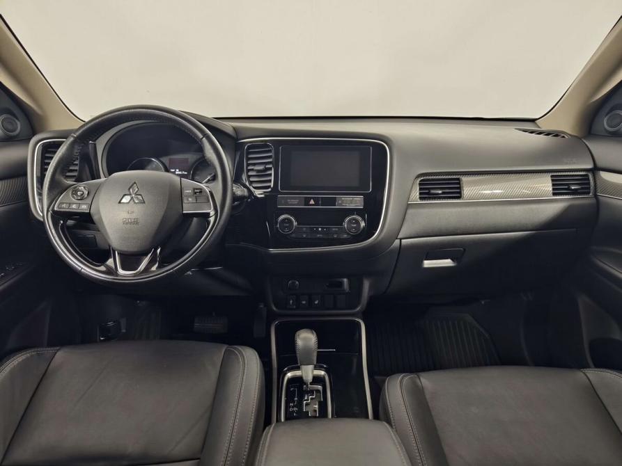 Mitsubishi Outlander III Рестайлинг 3 Санкт-Петербург  - изображение 10