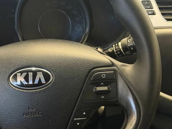 Kia Ceed II с пробегом 2012 года, цена 750 000 рублей, 200529 км, универсал, Автокод Объявления