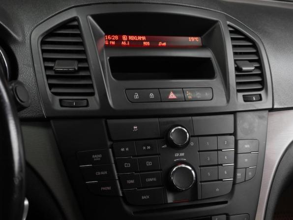 Opel Insignia I с пробегом 2012 года, цена 945 000 рублей, 194198 км, седан, Автокод Объявления