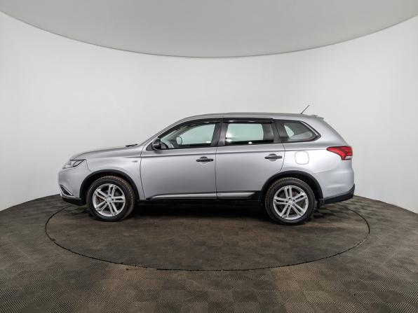 Mitsubishi Outlander III Рестайлинг 2 с пробегом 2016 года, цена 1 830 000 рублей, 90640 км, внедорожник, Автокод Объявления
