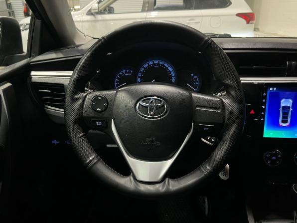 Toyota Corolla XI (E160 E170 E180) с пробегом 2014 года, цена 1 020 000 рублей, 176381 км, седан, Автокод Объявления
