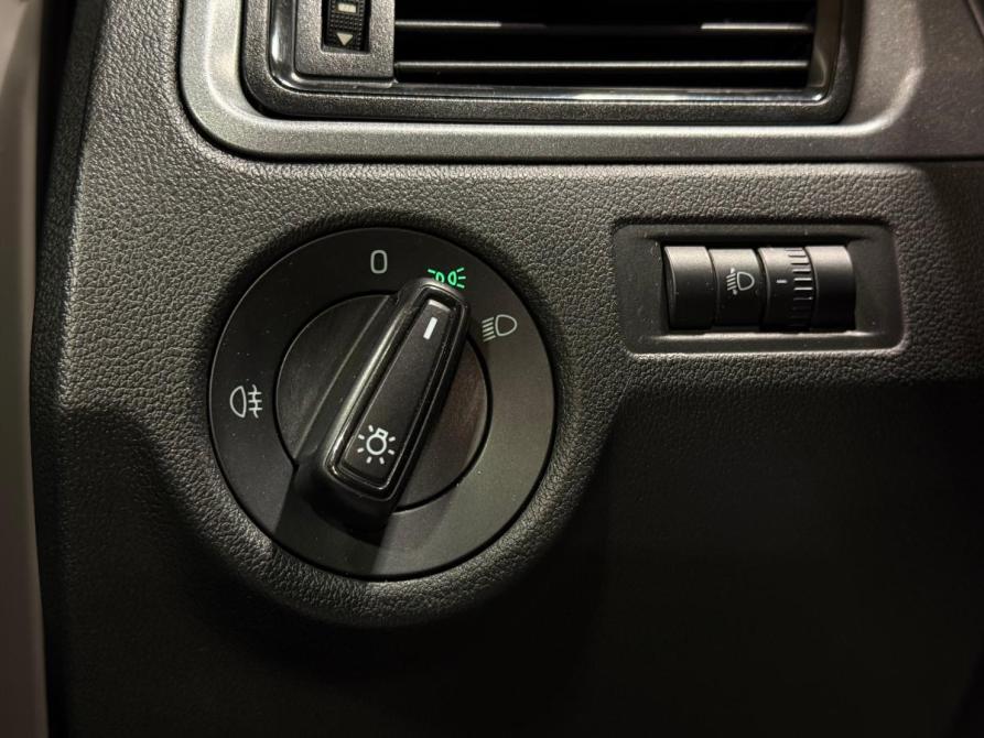 Skoda Rapid I Рестайлинг Челябинск  - изображение 15