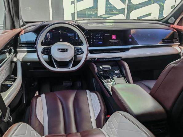 Geely Monjaro I с пробегом 2023 года, цена 2 980 000 рублей, 51816 км, внедорожник, Автокод Объявления