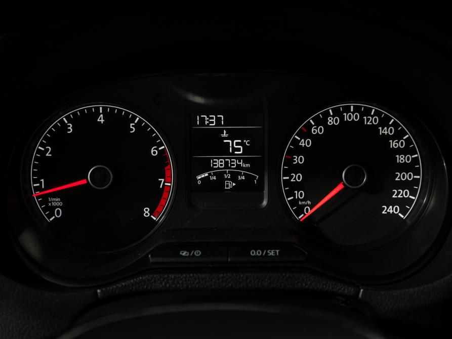 Volkswagen Polo V Рестайлинг Санкт-Петербург  - изображение 12