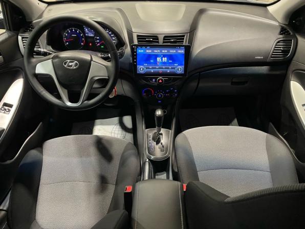 Hyundai Solaris I с пробегом 2013 года, цена 750 000 рублей, 179000 км, седан, Автокод Объявления
