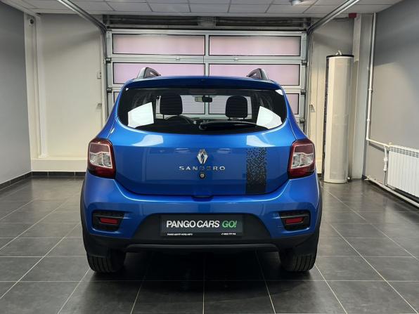 Renault Sandero II Рестайлинг с пробегом 2021 года, цена 1 350 000 рублей, 59000 км, хэтчбек, Автокод Объявления