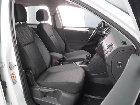 Volkswagen Tiguan II с пробегом 2018 года, цена 2 199 000 рублей, 101164 км, внедорожник, Автокод Объявления