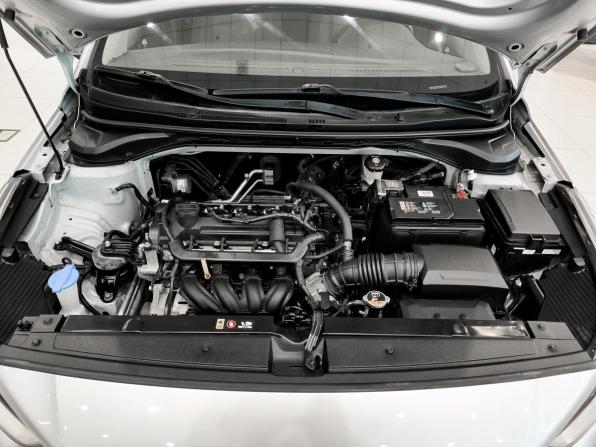 Hyundai Solaris II с пробегом 2017 года, цена 1 050 000 рублей, 101415 км, седан, Автокод Объявления