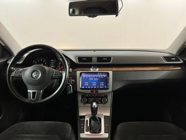Volkswagen Passat B7 с пробегом 2011 года, цена 890 000 рублей, 180035 км, седан, Автокод Объявления