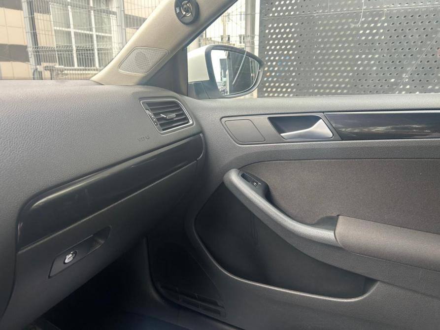 Volkswagen Jetta VI Ульяновск  - изображение 22