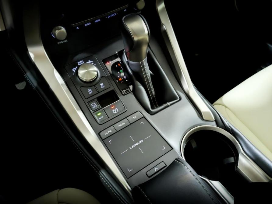 Lexus NX I Рестайлинг Химки  - изображение 23