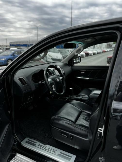 Toyota Hilux VII Рестайлинг Тюмень  - изображение 9