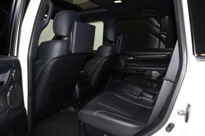Lexus LX III Рестайлинг 2 с пробегом 2019 года, цена 8 990 000 рублей, 224142 км, внедорожник, Автокод Объявления