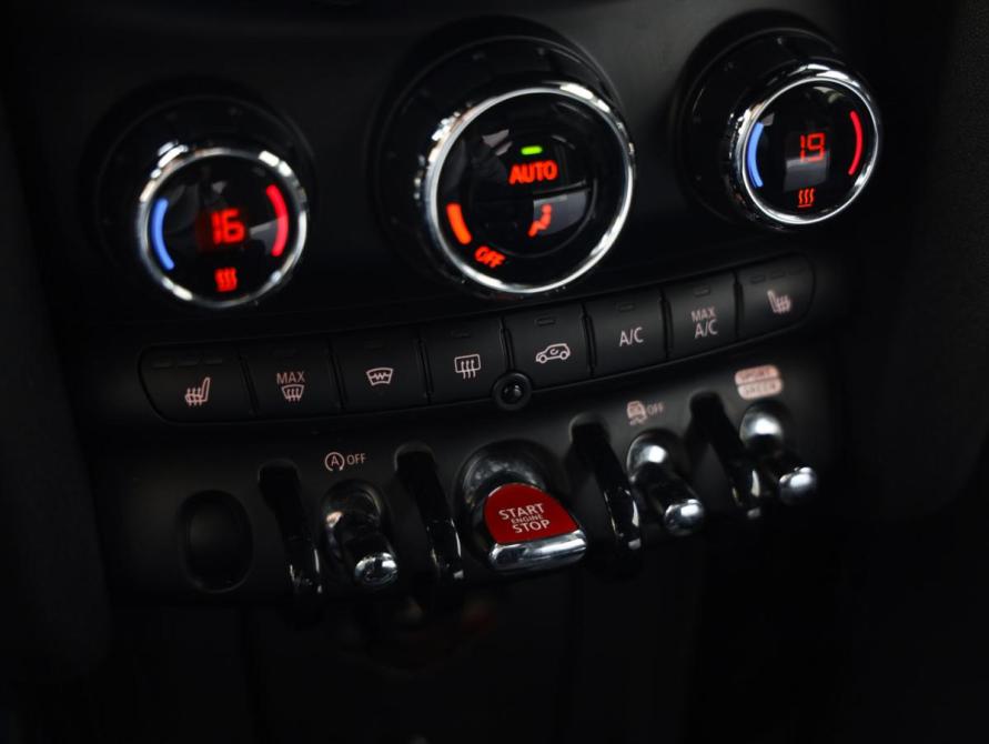 Mini Hatch III (F55/F56) Рестайлинг Санкт-Петербург  - изображение 19
