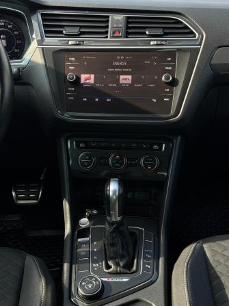 Volkswagen Tiguan II с пробегом 2018 года, цена 3 040 000 рублей, 98031 км, внедорожник, Автокод Объявления